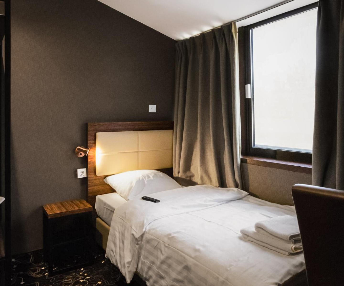 Amsterdam Lake Hotel Badhoevedorp Zimmer foto